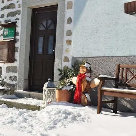 Farm stay Bauernhof Mittereibenberger Liebenau (Upper Austria)